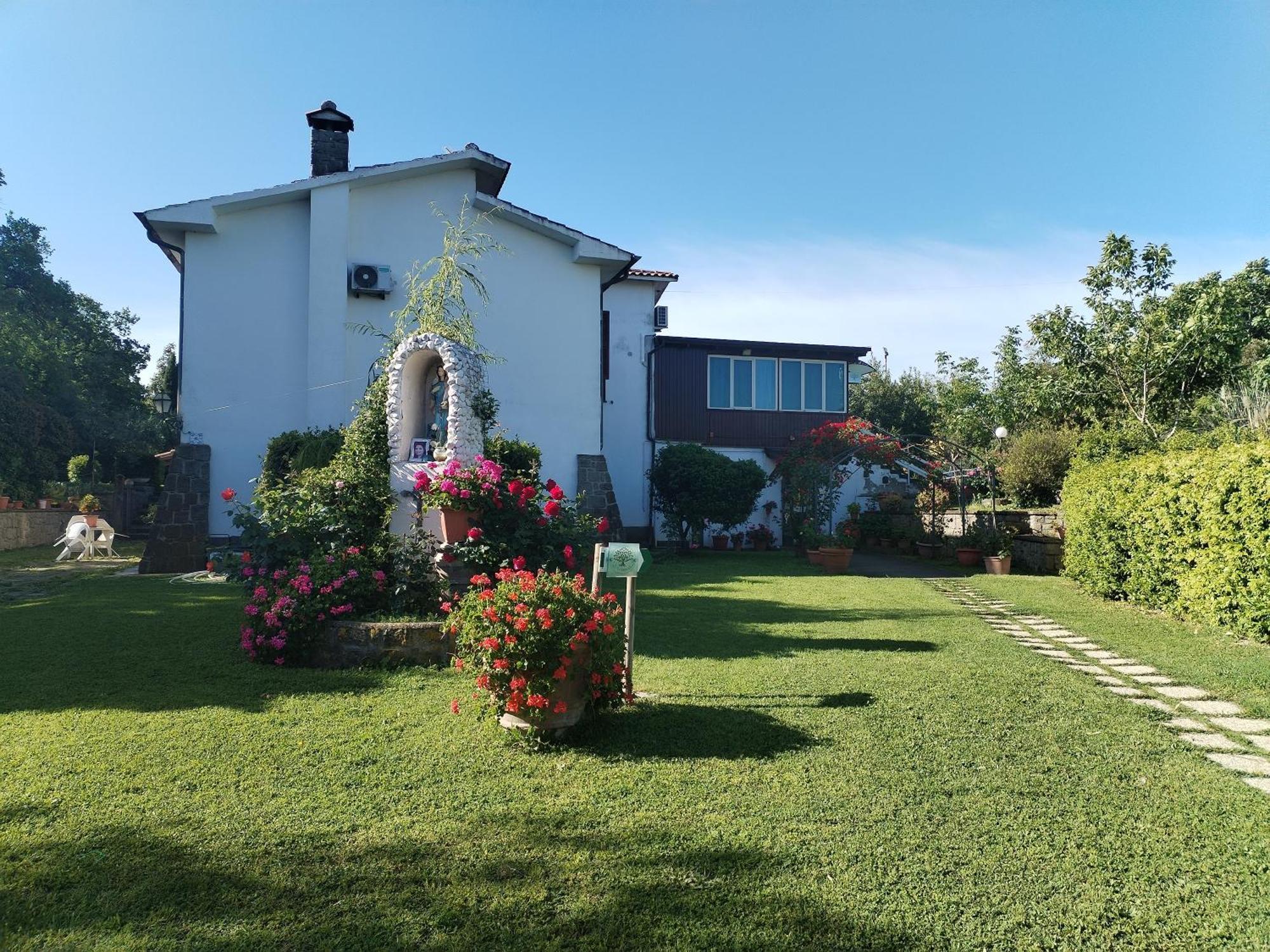 B&B Le Cinque Querce Viterbo Exterior foto
